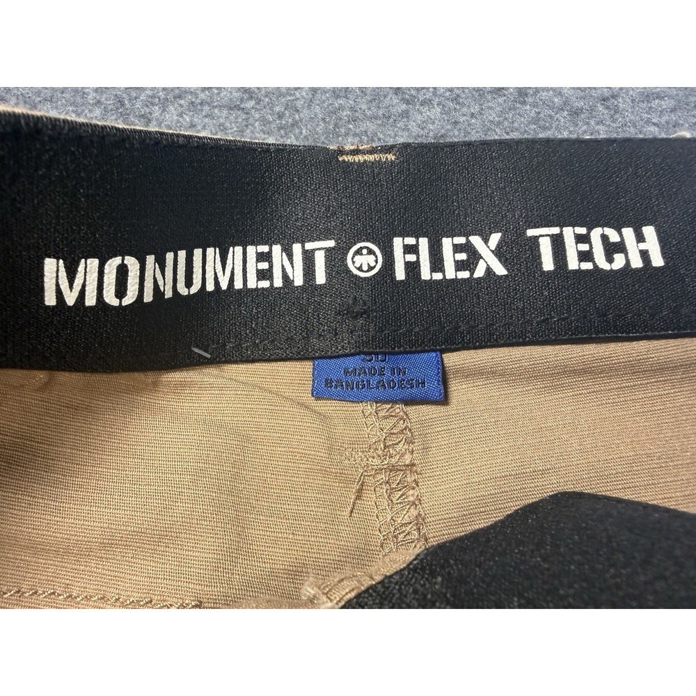 Monument Flex Tech Cargo Shorts Size 30 Cigar Khaki 9 Inch Inseam - Picture 2 of 9